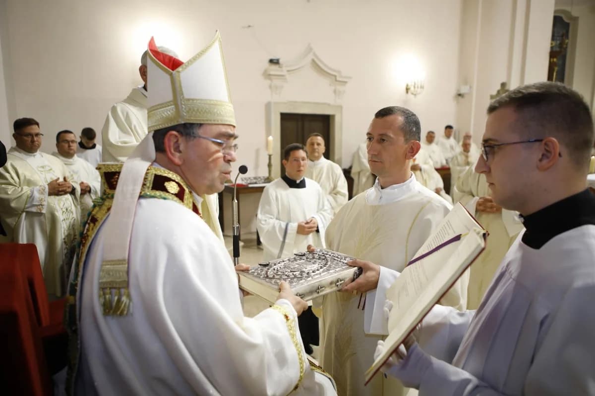 Đakonsko ređenje Ivana i Antuna u požeškoj Katedrali