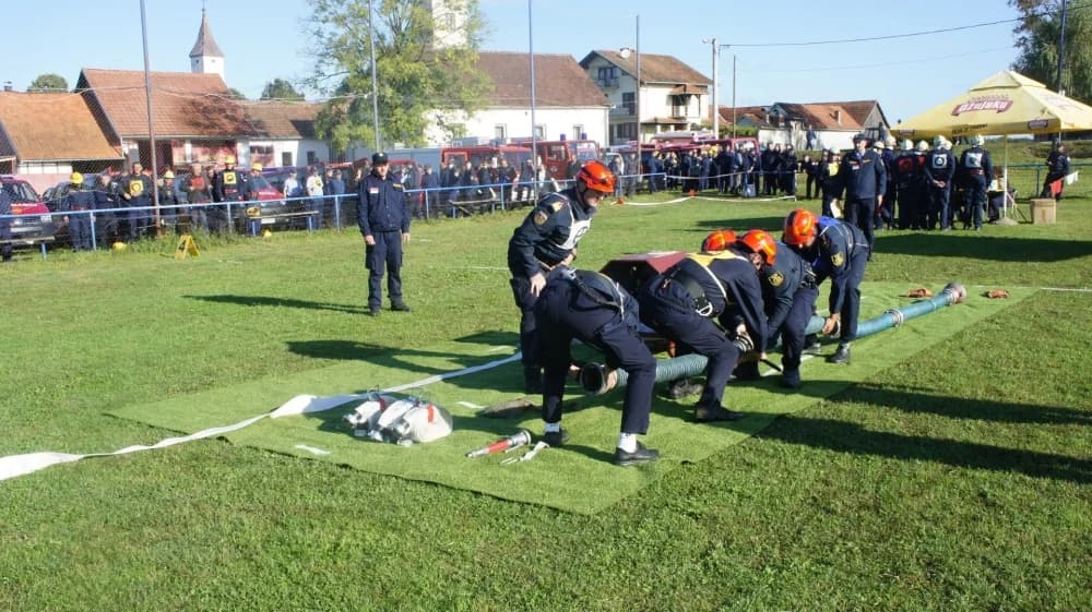 FOTO: 8. županijsko natjecanje Vatrogasne zajednice Požeško-slavonske županije