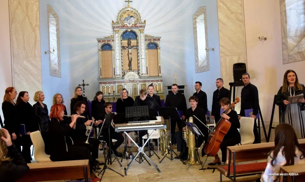 FOTO: Rudinski nocturno održan u crkvi sv. Martina u Brestovcu