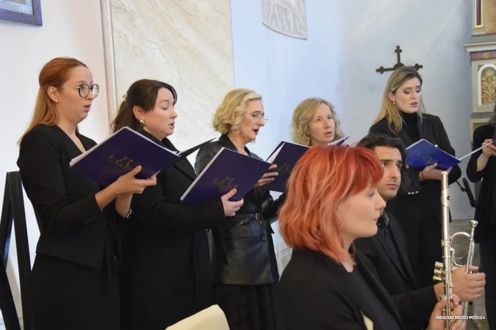 FOTO: Rudinski nocturno održan u crkvi sv. Martina u Brestovcu