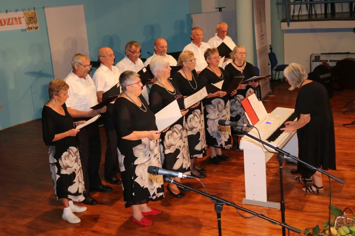 U Češkoj besedi Prekopakra jesen dočekali zanimljivim koncertom