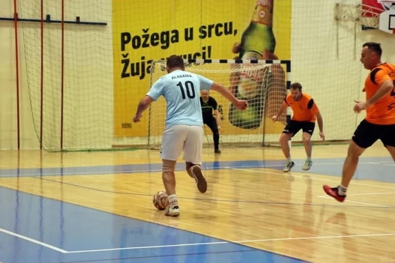 Veterani mali nogomet