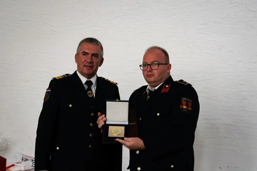 FOTO: Velički vatrogasci proslavili 130 godina postojanja