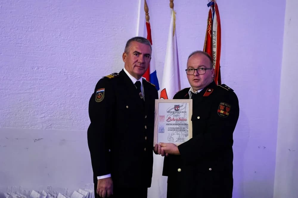 FOTO: Velički vatrogasci proslavili 130 godina postojanja