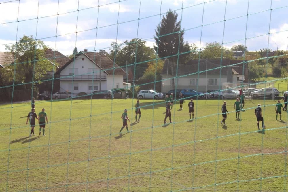 FOTO: NK Biškupci- NK Lipa (1:0)