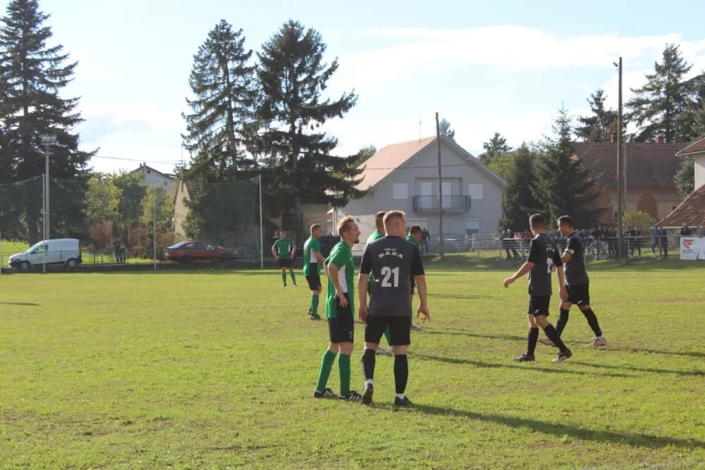 FOTO: NK Biškupci- NK Lipa (1:0)