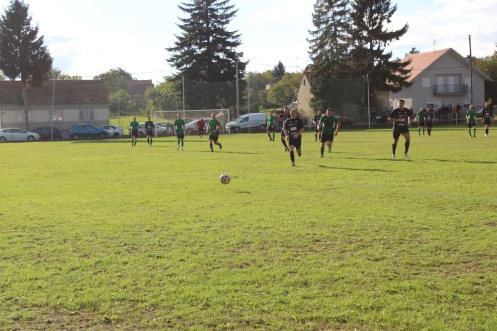 FOTO: NK Biškupci- NK Lipa (1:0)
