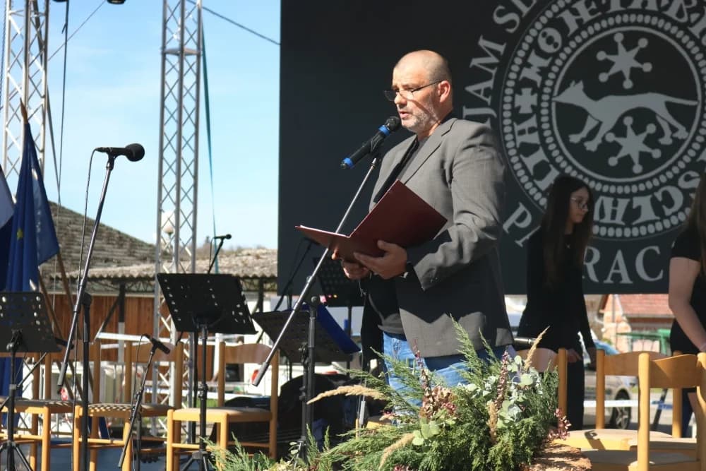 15. „SLAVONSKI BANOVAC“ Najveći sajam dosad i ove godine okupan suncem