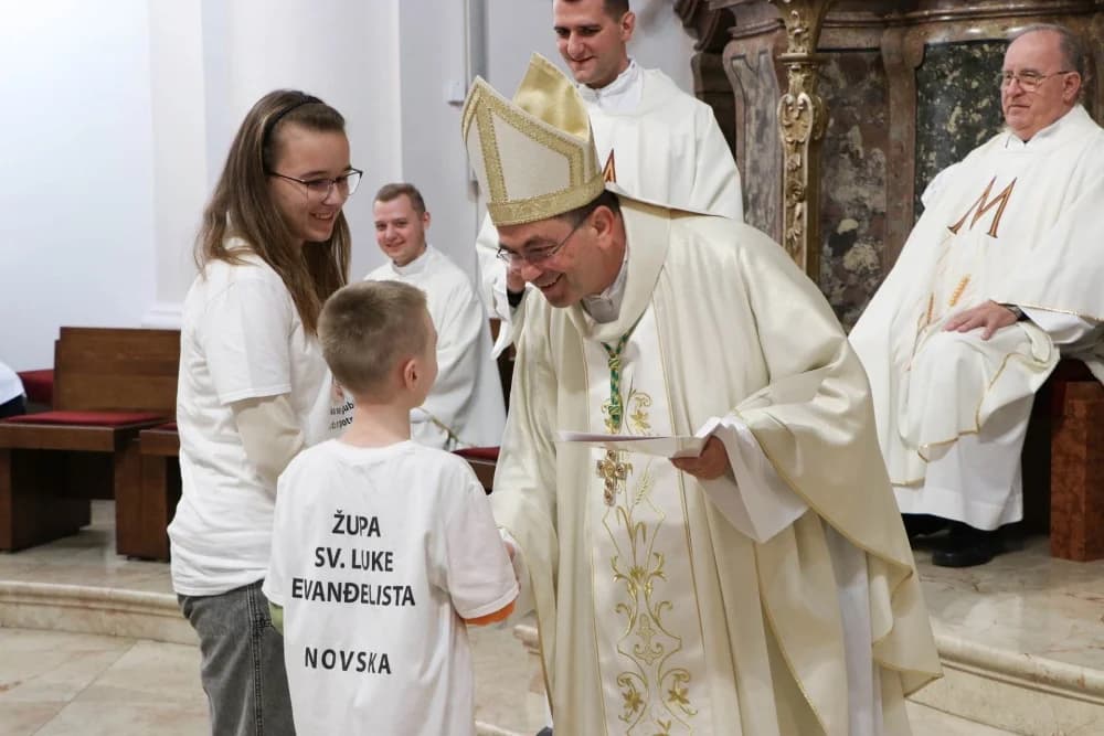 Hodočašće dječjih pjevačkih zborova u požešku Katedralu