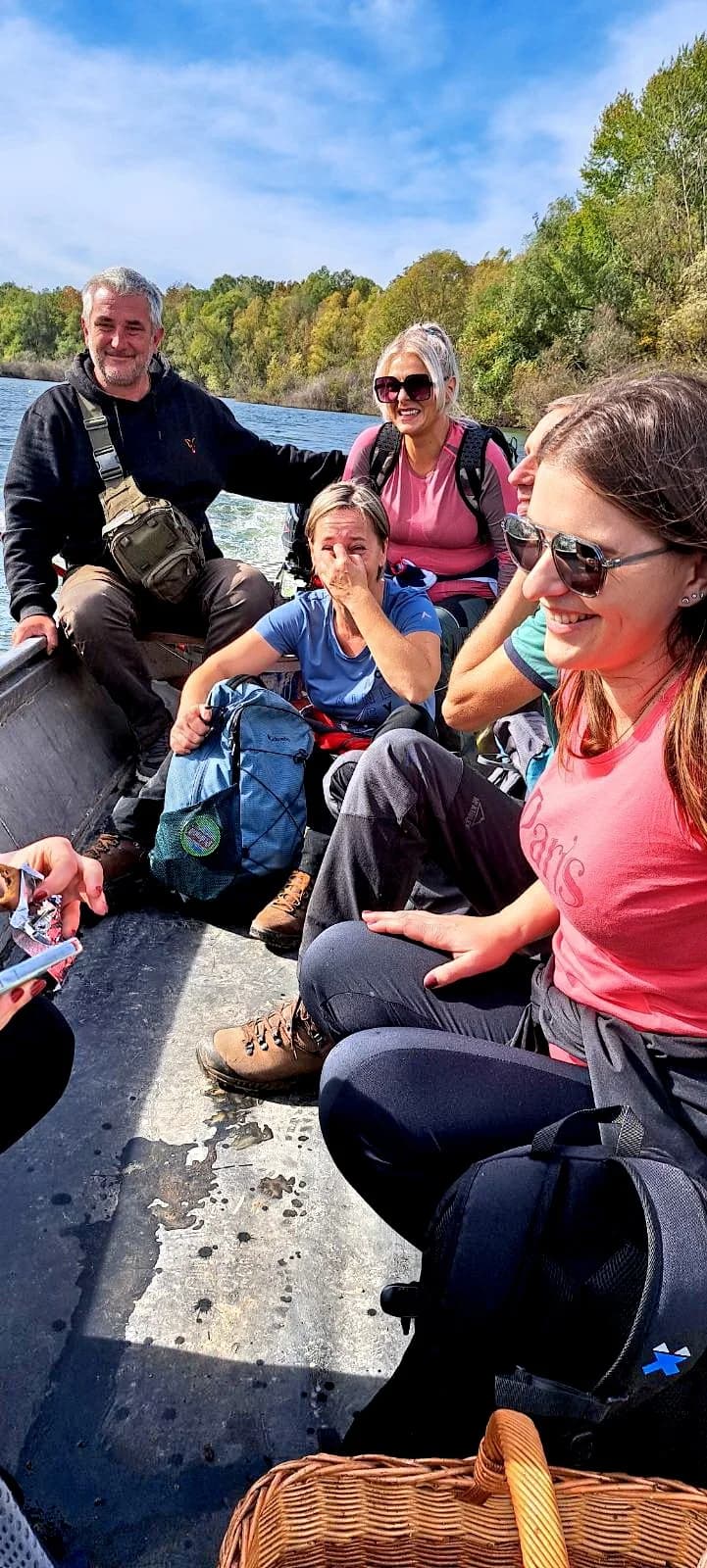 FOTO: Planinari HPD Gojzerice na jezeru Borovik