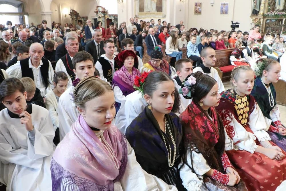 FOTO: Slavlje sv. Terezije, zaštitnice požeške Katedrale