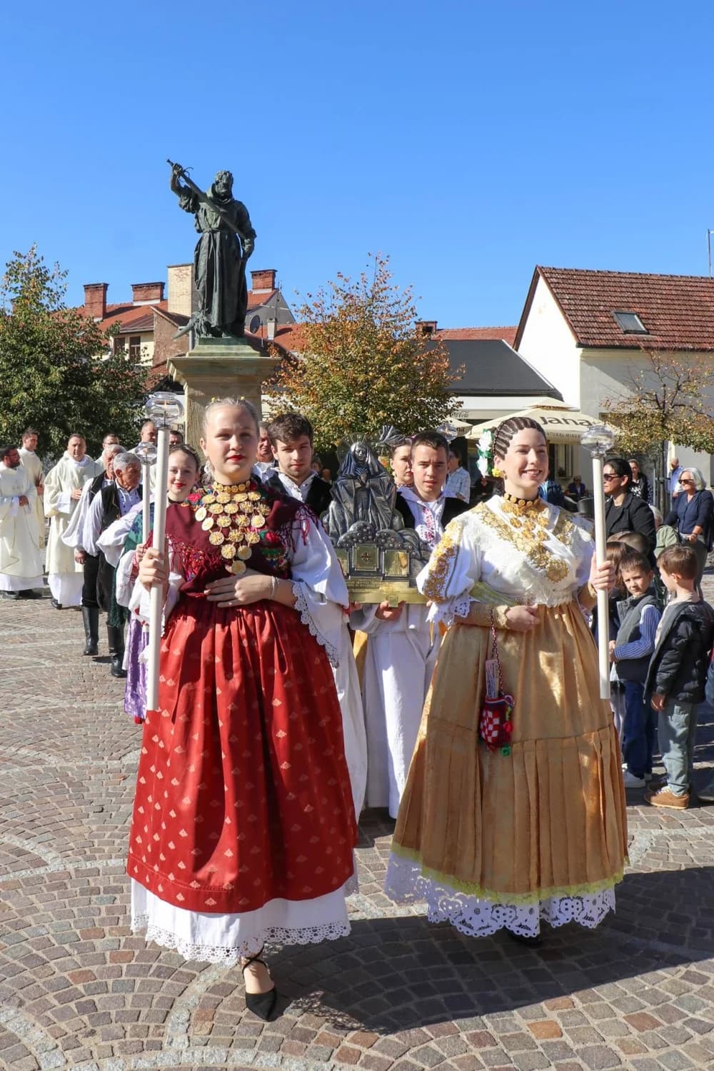 FOTO: Slavlje sv. Terezije, zaštitnice požeške Katedrale
