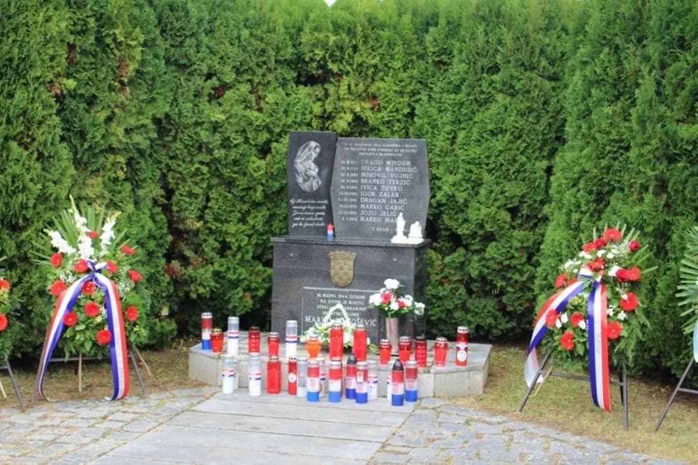 Spomenik u Kamenskoj