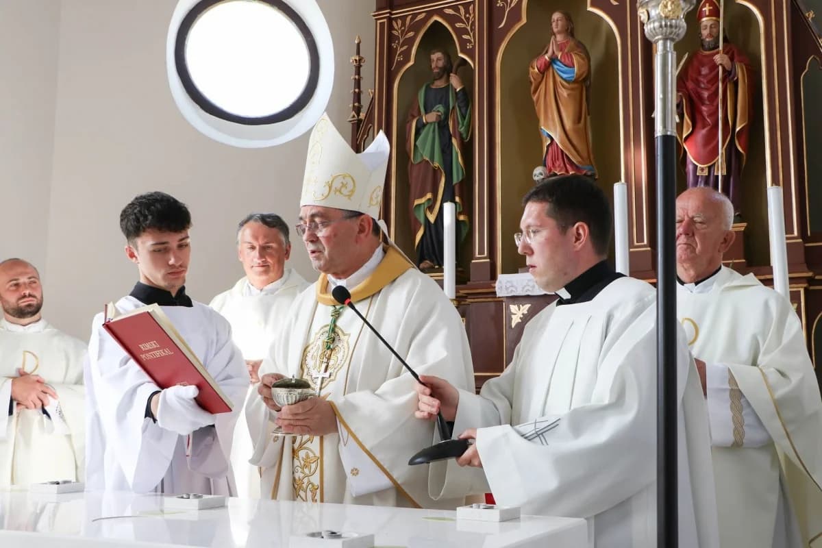 Posveta župne crkve u Donjoj Obriježi