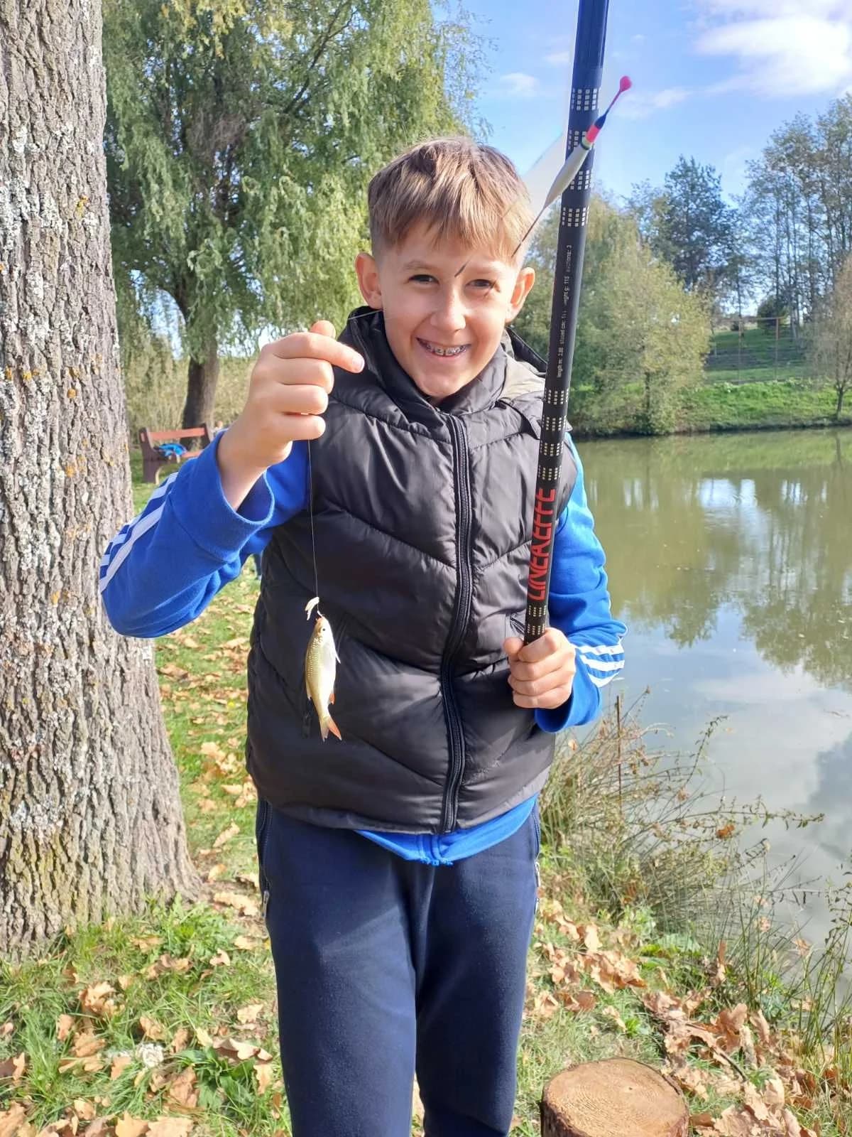 KATOLIČKA ŠKOLA: Održana tradicionalna Mala škola ribolova i natjecanje u ribolovu