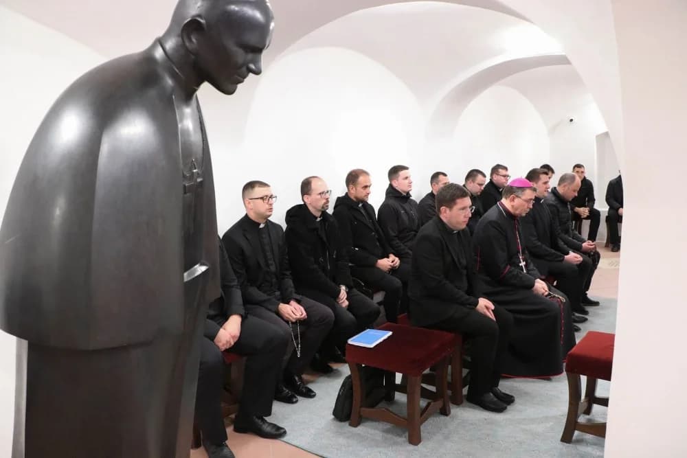 Susret trajne formacije mladih svećenika i đakona u Požegi