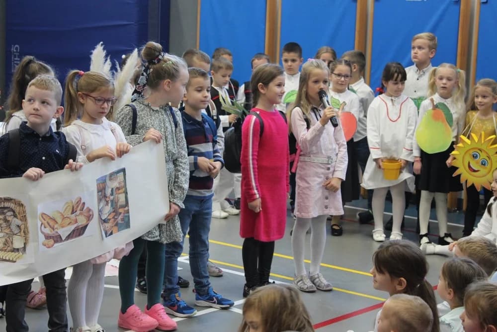 FOTO: Dani kruha i zahvalnosti za plodove zemlje u katoličkim školama u Požegi