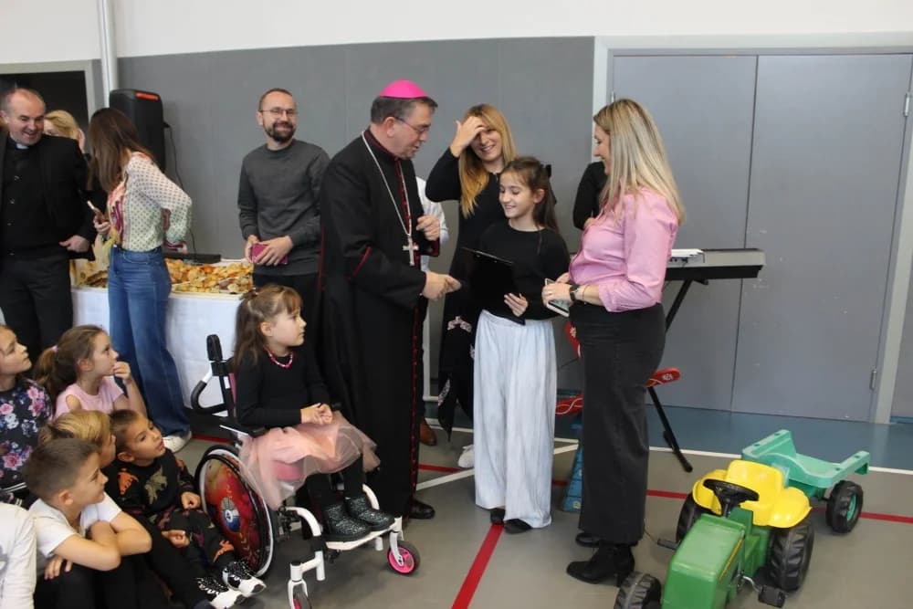 FOTO: Dani kruha i zahvalnosti za plodove zemlje u katoličkim školama u Požegi