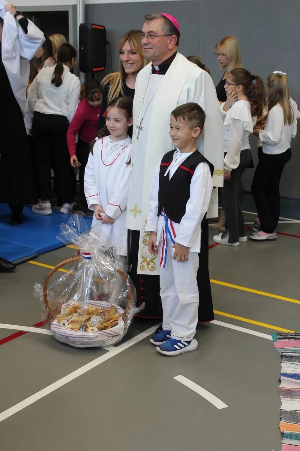 FOTO: Dani kruha i zahvalnosti za plodove zemlje u katoličkim školama u Požegi
