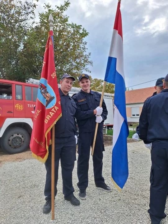 Položen vijenac poginulim i preminulim vatrogascima te hrvatskim braniteljima