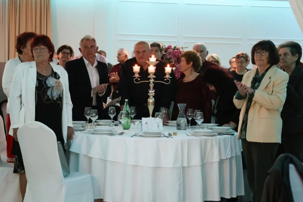 FOTO: 22. Tradicionalni pjevački susreti glazbenih skupina i umirovljenika Požeško-slavonske županije