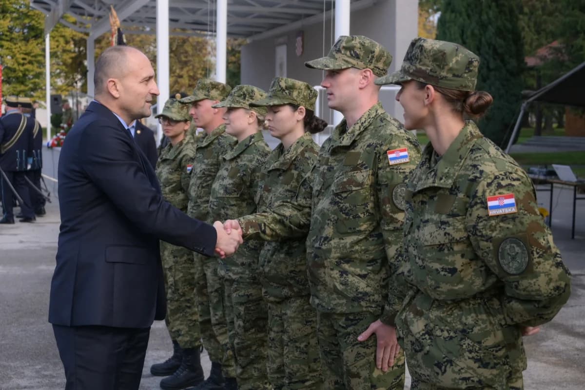 FOTO: Prisega novih ročnica i ročnika u požeškoj vojarni