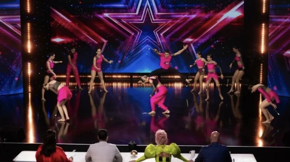 Požeški Twirling klub oduševio na sinoćnjem nastupu u Supertalentu