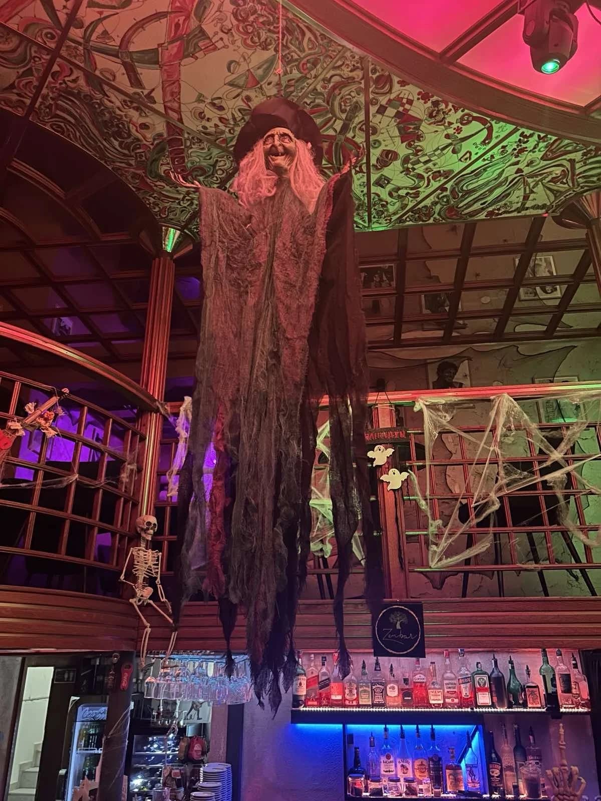 Halloween Night 2024 - Zen bar: Pridružite se najstrašnijem partyju u gradu!