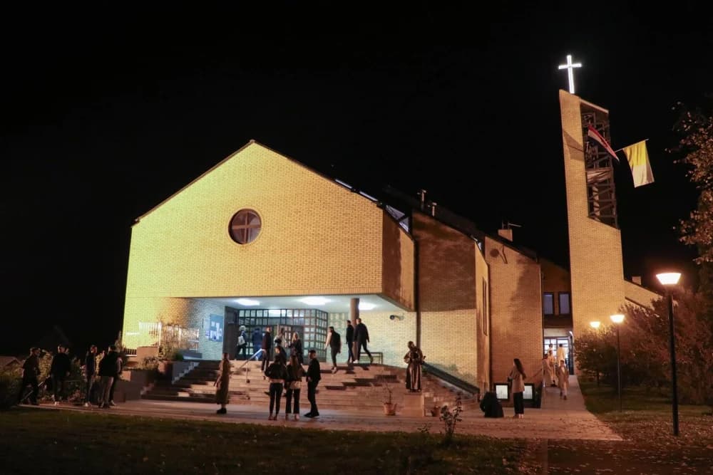 ’Svetost pobjeđuje’: Mladi Požeške biskupije na Holywin-u u Požegi