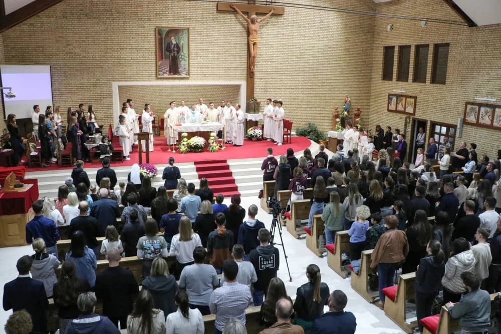 ’Svetost pobjeđuje’: Mladi Požeške biskupije na Holywin-u u Požegi