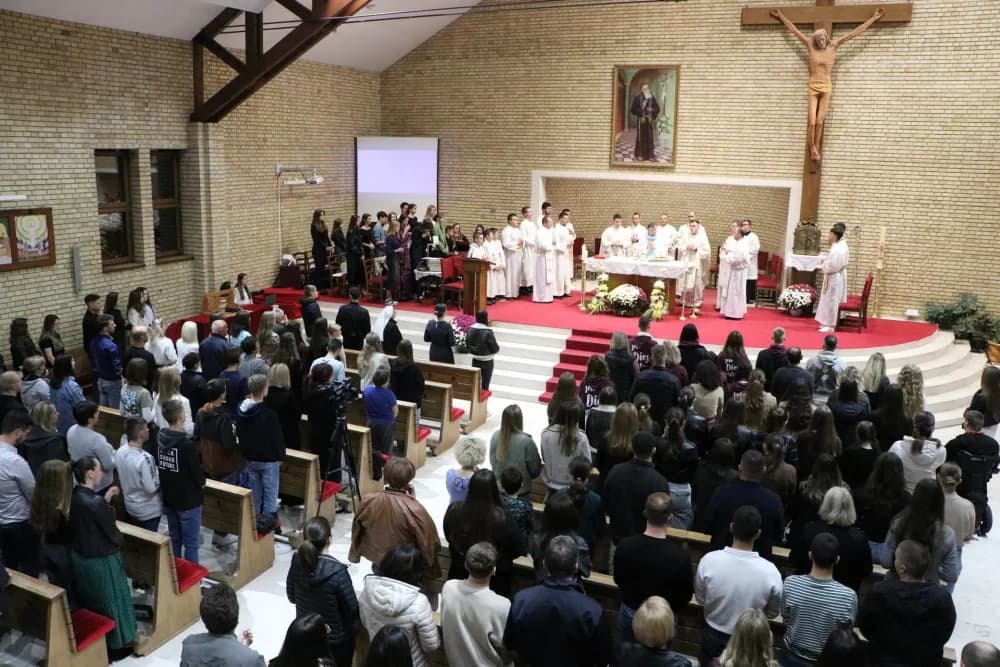 ’Svetost pobjeđuje’: Mladi Požeške biskupije na Holywin-u u Požegi