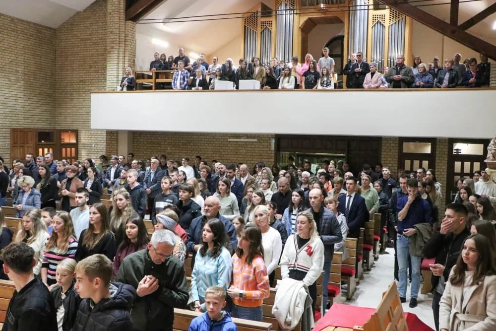 ’Svetost pobjeđuje’: Mladi Požeške biskupije na Holywin-u u Požegi
