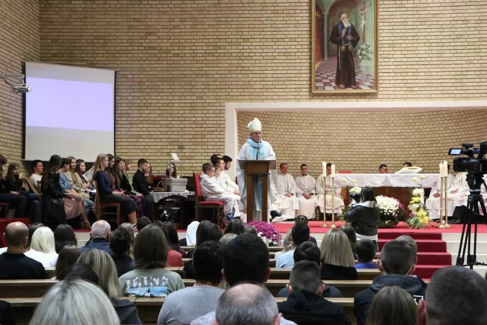 ’Svetost pobjeđuje’: Mladi Požeške biskupije na Holywin-u u Požegi