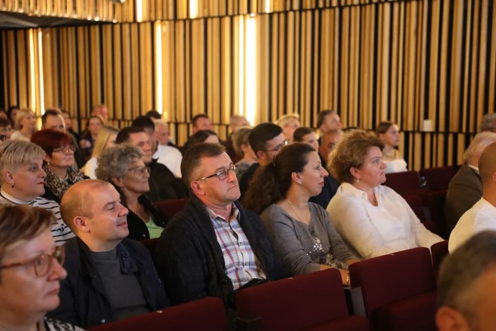 Samica u centru tamburaškog dana u Pleternici: “Centar bez struke i zajedničkog umrežavanja ne može živjeti”