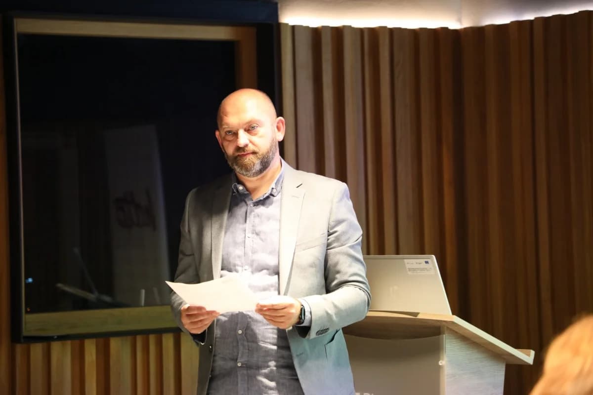 Samica u centru tamburaškog dana u Pleternici: “Centar bez struke i zajedničkog umrežavanja ne može živjeti”