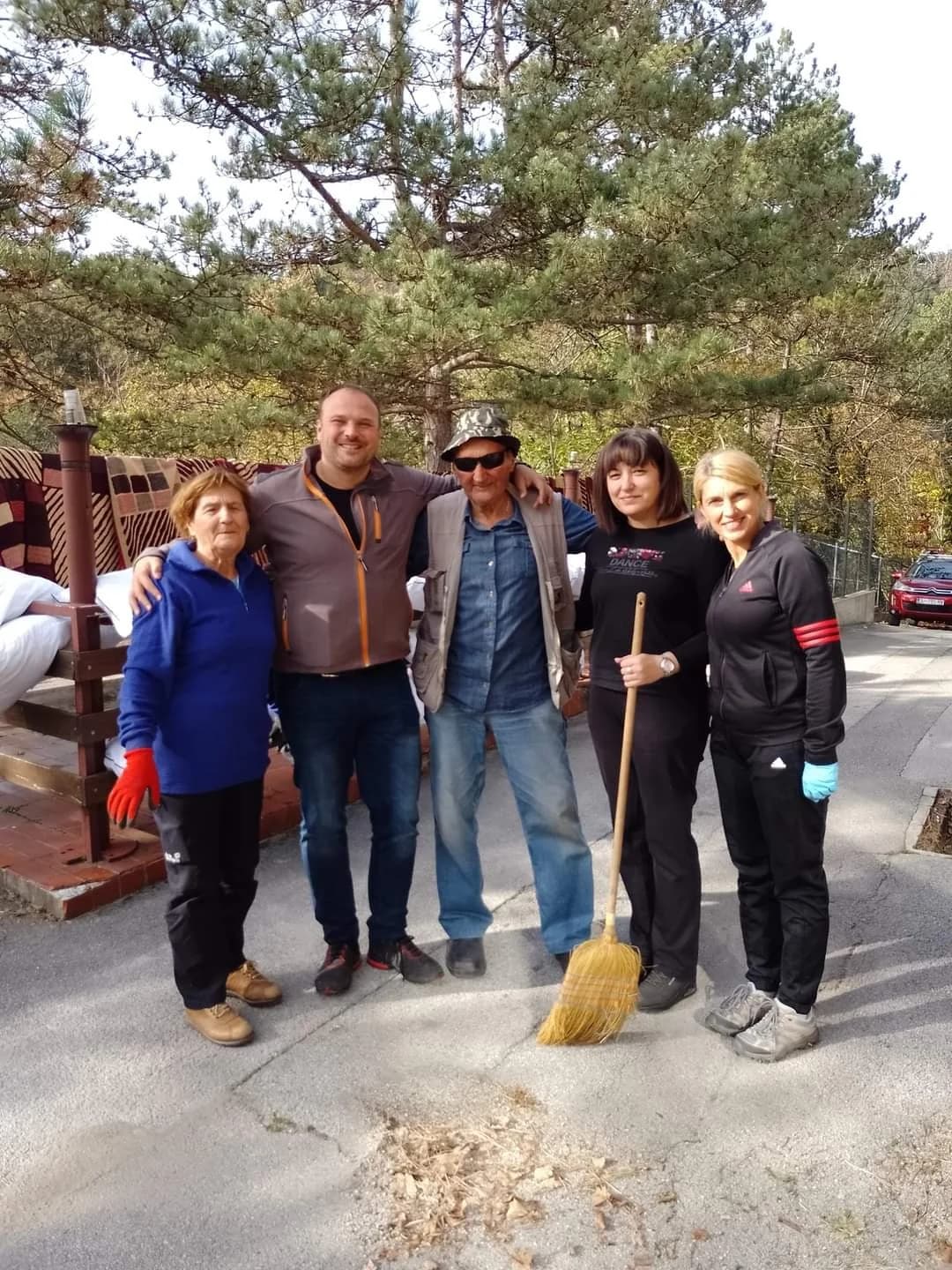 Vrijednim rukama do uređenih objekata: Požeški planinari u akciji
