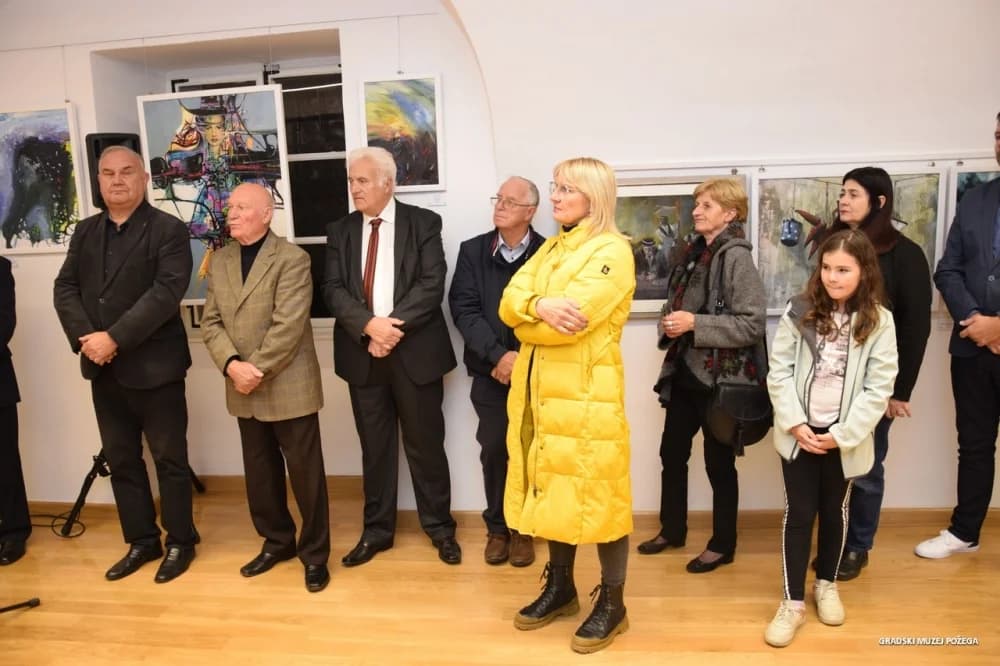 Otvorena „Kolektivna izložba slika“ Ličkog zavičajnog društva „Vila Velebita“
