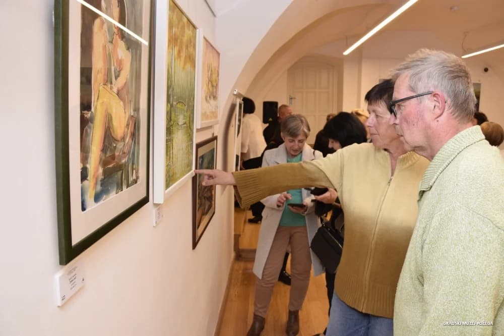 Otvorena „Kolektivna izložba slika“ Ličkog zavičajnog društva „Vila Velebita“