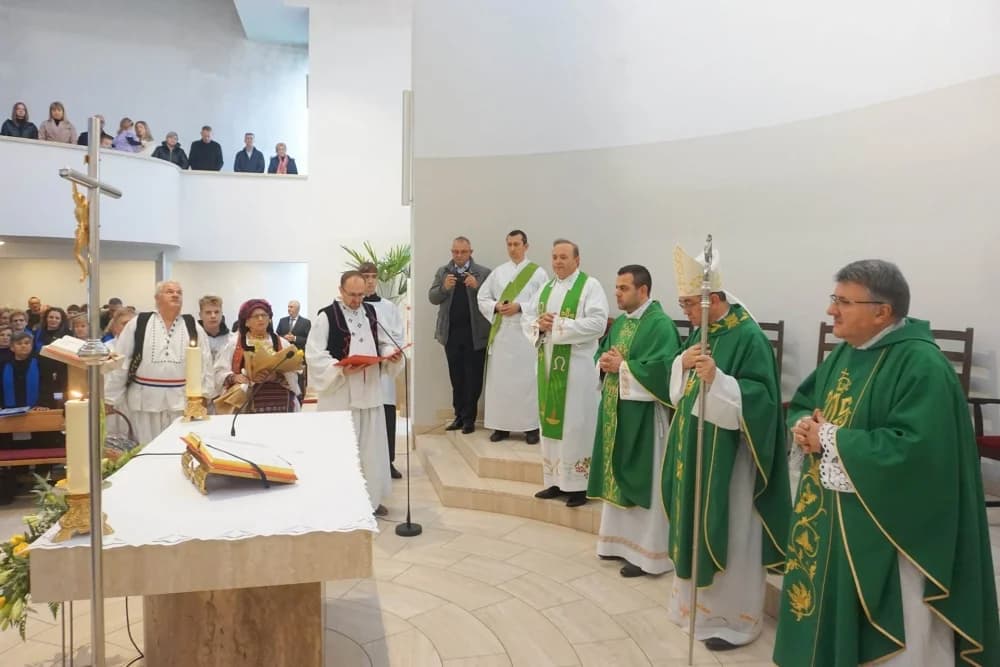 Župa sv. Ivana Krstitelja u Požegi proslavila srebrni jubilej