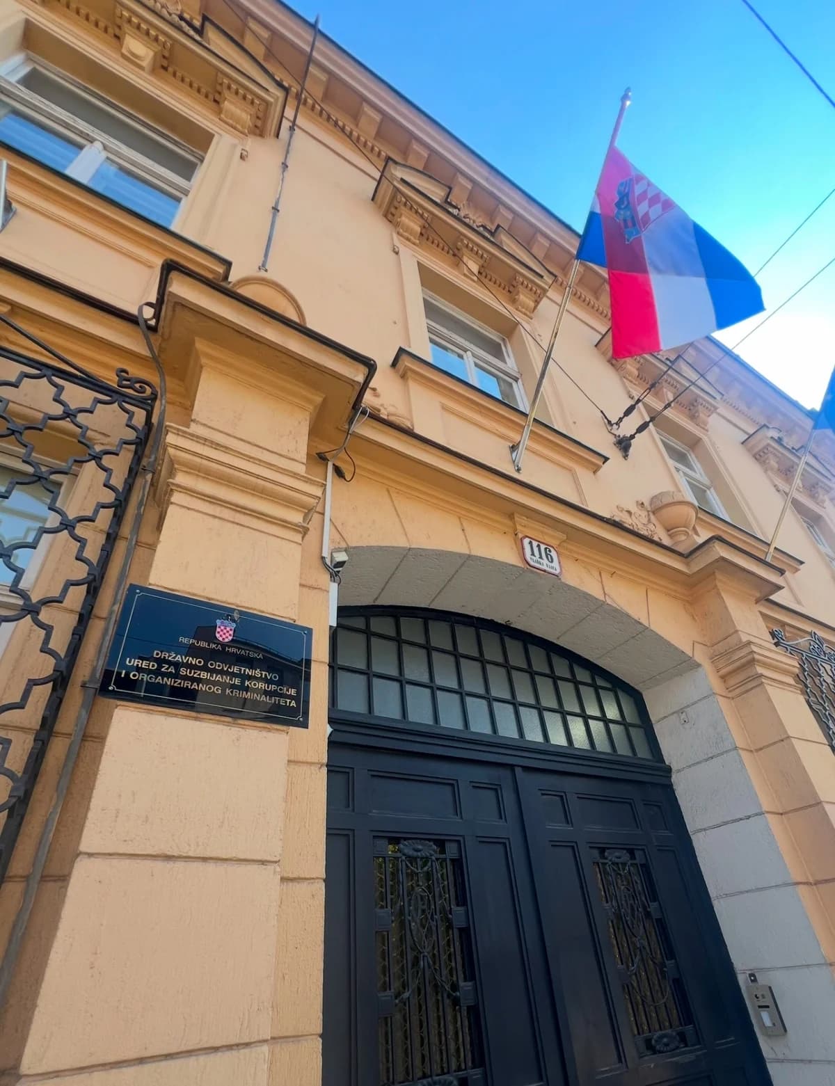 Zakon šutnje o LED rasvjeti:  DORH i USKOK upoznati sa svime?