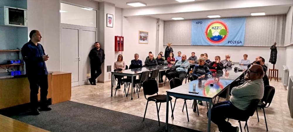 U Požegi održano predavanje ’Zmije u planini’
