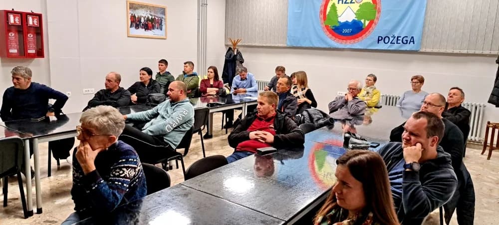 U Požegi održano predavanje ’Zmije u planini’