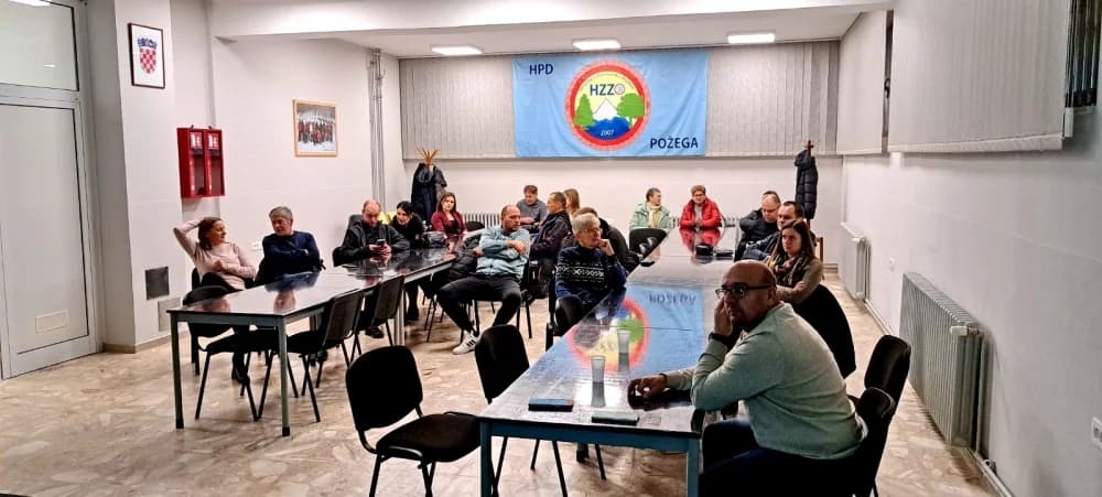 U Požegi održano predavanje ’Zmije u planini’