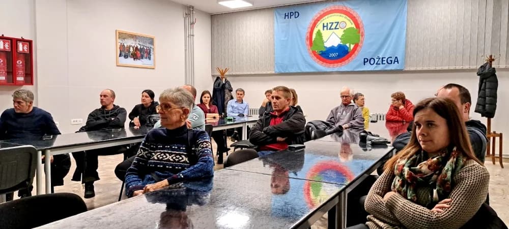 U Požegi održano predavanje ’Zmije u planini’