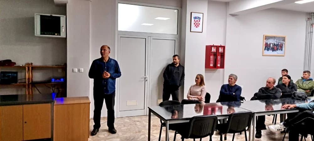 U Požegi održano predavanje ’Zmije u planini’