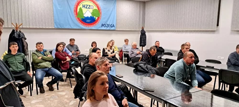 U Požegi održano predavanje ’Zmije u planini’