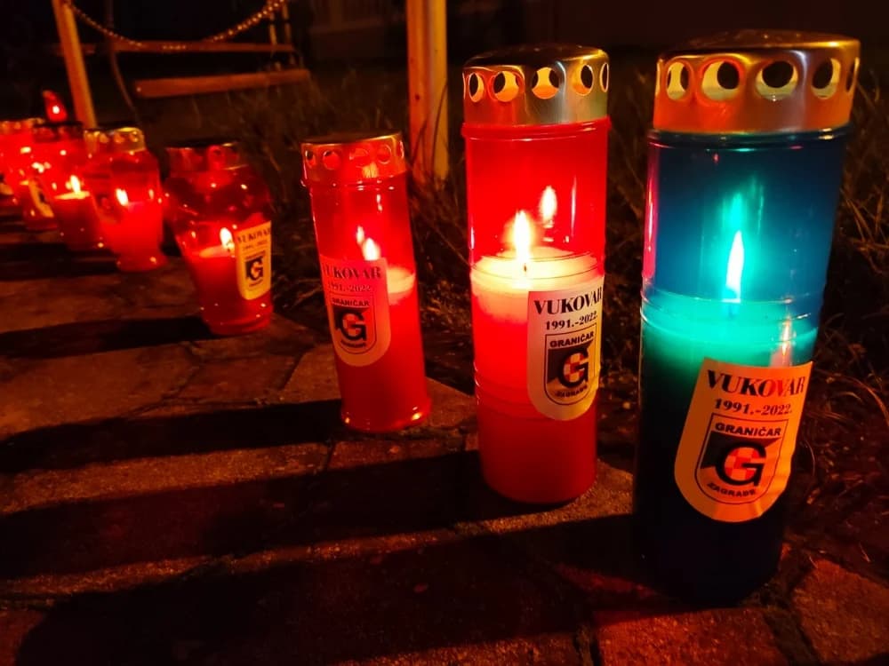 Paljenje lampiona