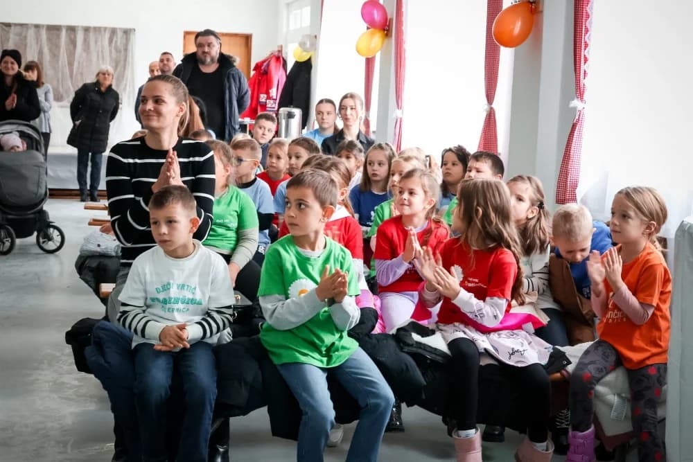 PLETERNICA: Otvorenje novog dječjeg igrališta ’Grbavica’