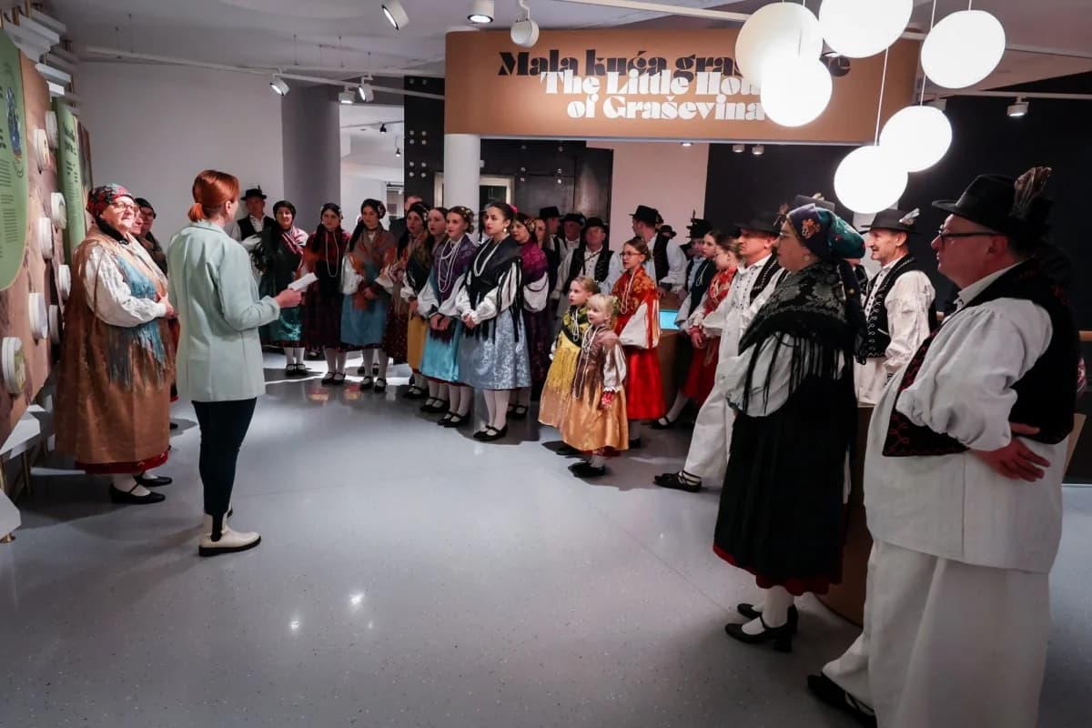 Jakšićki KUD ’Slavonija’ osvojio drugo mjesto na 31. Susretu hrvatskih folklornih ansambala i izvornih skupina
