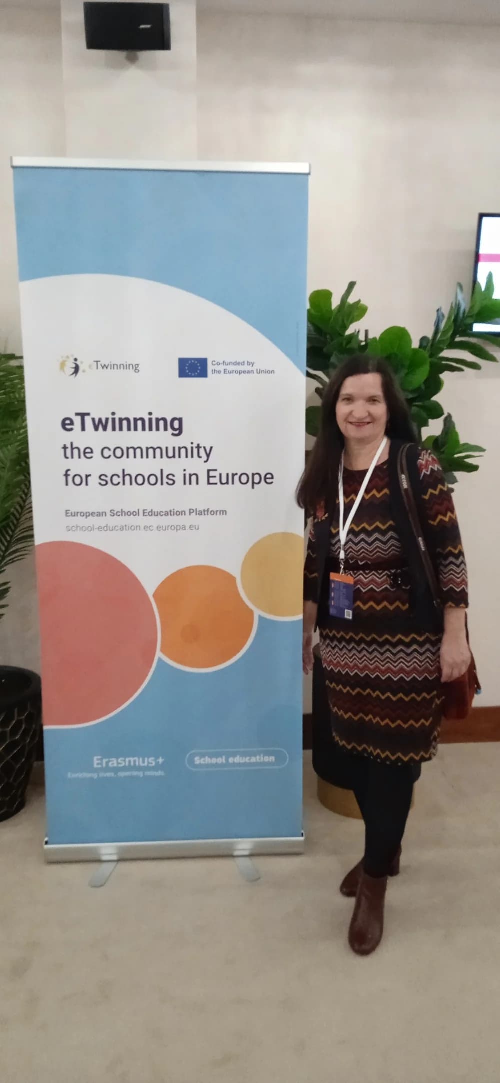 Profesorica Marina Mirković sudjelovala na eTwinningu u Sarajevu te ostvarila suradnju s kolegama iz Francuske, Turske, Rumunjske, Irske, Njemačke